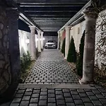 Resident Wellness Vendeghaz Bichișciaba