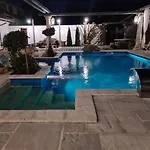 Apartament Resident Wellness Vendeghaz *