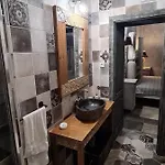 Resident Wellness Vendeghaz Apartament *