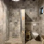 Resident Wellness Vendeghaz Bichișciaba