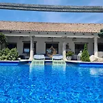 Resident Wellness Vendeghaz Apartament Bichișciaba