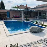 Resident Wellness Vendeghaz