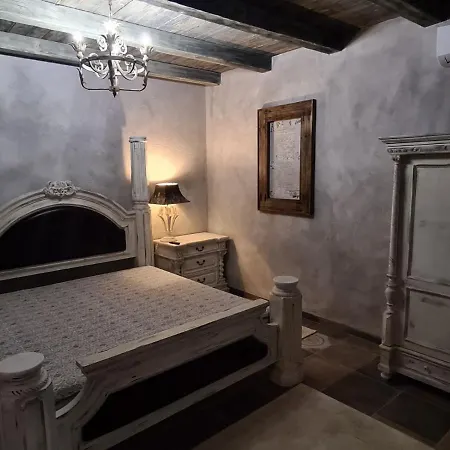 Resident Wellness Vendeghaz Apartament