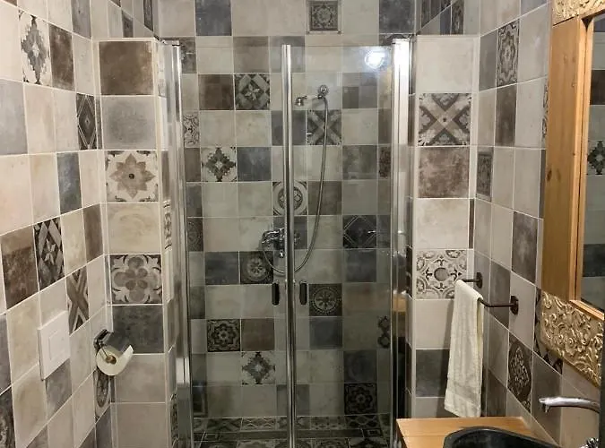 Resident Wellness Vendeghaz * בקשצ'אבה